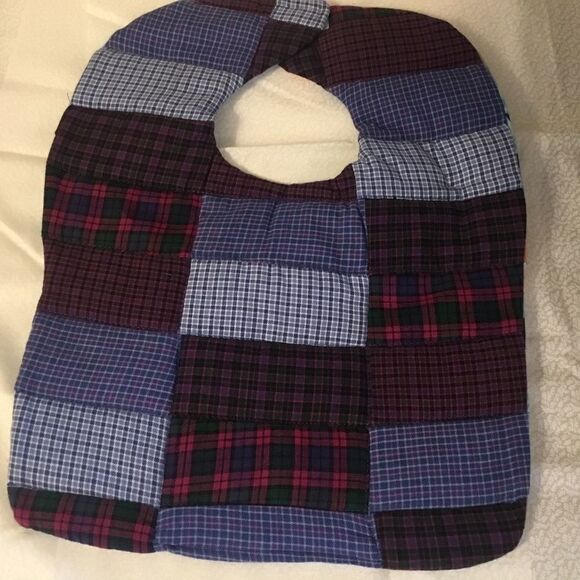 NWT 3/$25 or $12 ea.. Handmade Quilted Reversible Bib - Picture 1 of 5